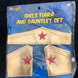 Brand new girls Wonder Woman accessories